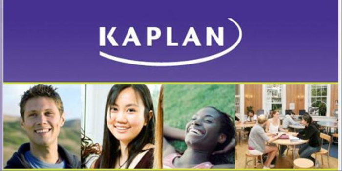 Sinh viên hoàn thành xuất sắc khóa học dự bị tại Kaplan sẽ có cơ hội nhận các suất học bổng từ 1.000 - 3.000 GPB chương trình chính khóa tại các trường đại học đối tác.
