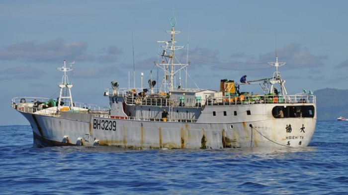 Con tàu thùng rác 'Hsieh Ta vùng biển Tahiti l- Ảnh AFP theo Tuổi trẻ