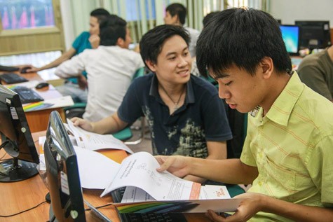 Aptech Việt Nam bắt đầu đào tạo lập trình di động từ 2013