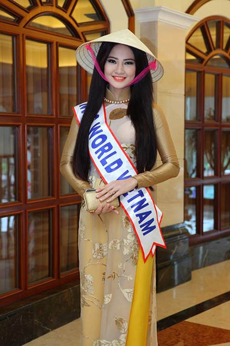 Trần Thị Quỳnh trong suốt cuộc thi đã rất nỗ lực và lọt vào top 6 Mrs World 2013