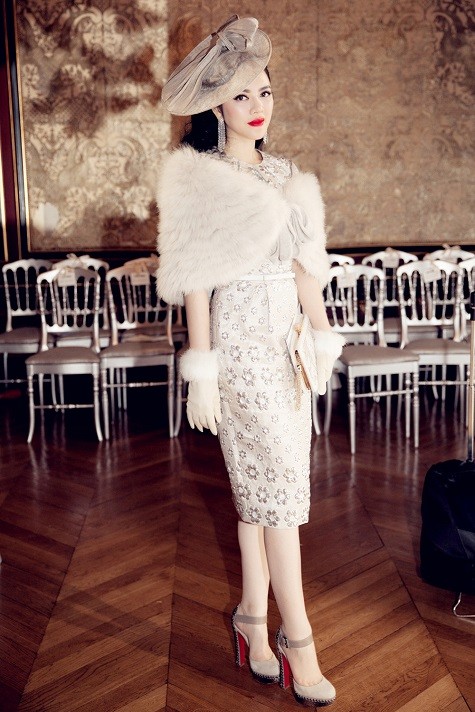 Chỉ trong 3 show diễn của Georges Hobeika, Chanel và Alexis Mabille mùa haute couture năm nay, Lý Nhã Kỳ đã thực sự khẳng định đẳng cấp thời trang của mình khi phát huy tối đa phong cách thời trang theo xu hướng cổ điển.