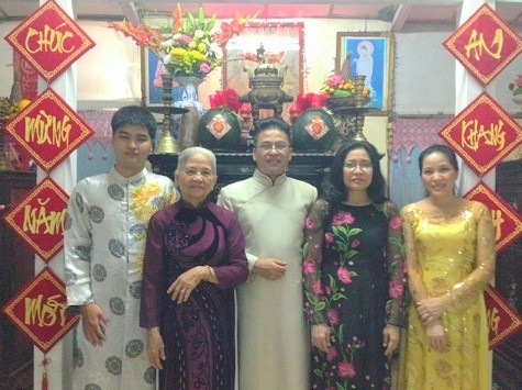Nghệ sĩ Thanh Bạch và gia đình