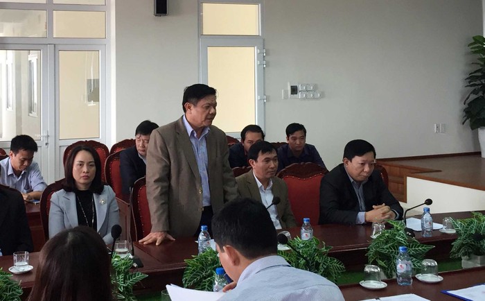 Ông Nguyễn Văn Thông phát biểu tại buổi công bố quyết định cách chức