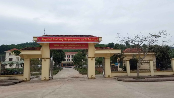 Trường Nguyễn Trãi được đầu tư hoành tráng, thừa cơ sở vật chất vẫn tiếp tục được đầu tư để xin... sáp nhập