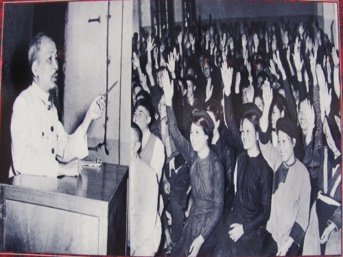 Chủ tịch Hồ Chí Minh nói chuyện với cán bộ, giáo viên, học sinh miền núi tại Hà Nội ngày 21/11/1955