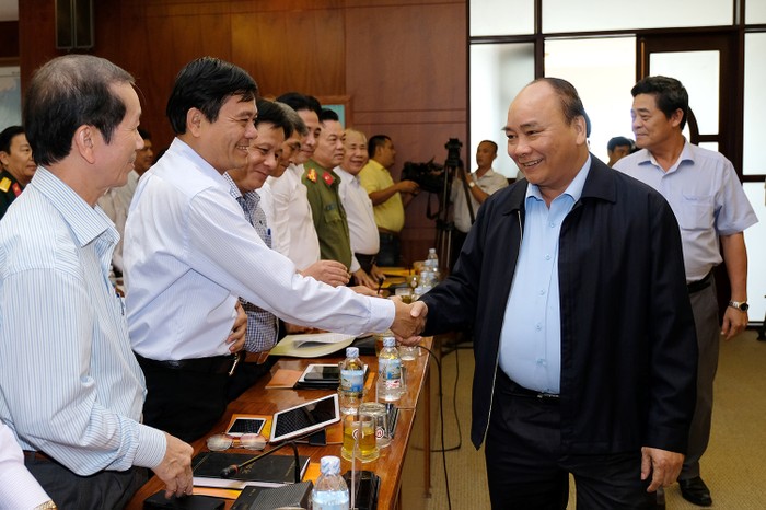 Thủ tướng Nguyễn Xuân Phúc làm việc với tỉnh Khánh Hòa (Ảnh: VPCP)