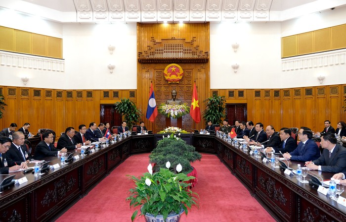 Thủ tướng Nguyễn Xuân Phúc đã chân thành cảm ơn Đảng, Nhà nước Lào đã trao tặng Huân chương cao quý cho cá nhân Thủ tướng. Ảnh:VGP.