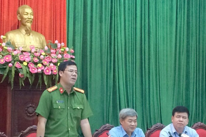Thượng tá Lê Khắc Sơn phát biểu tại buổi giao ban báo chí Thành ủy Hà Nội (Ảnh: Hanoimoi)