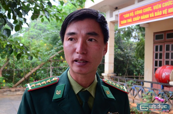 Đại úy Nguyễn Trọng Thanh, người lính, người thầy đang làm nhiều nhiệm vụ nơi biên cương của Tổ quốc (Ảnh: Lại Cường)