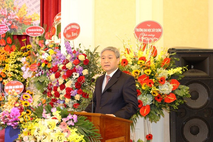 Ông Bùi Phạm Khánh - Thứ trưởng Bộ Xây dựng phát biểu tại lễ kỷ niệm.