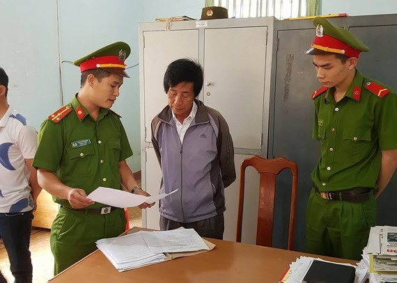 Ông Huỳnh Bê bị bắt vì hành vi lừa đảo chiếm đoạt tài sản (Ảnh: báo Sài gòn giải phóng)