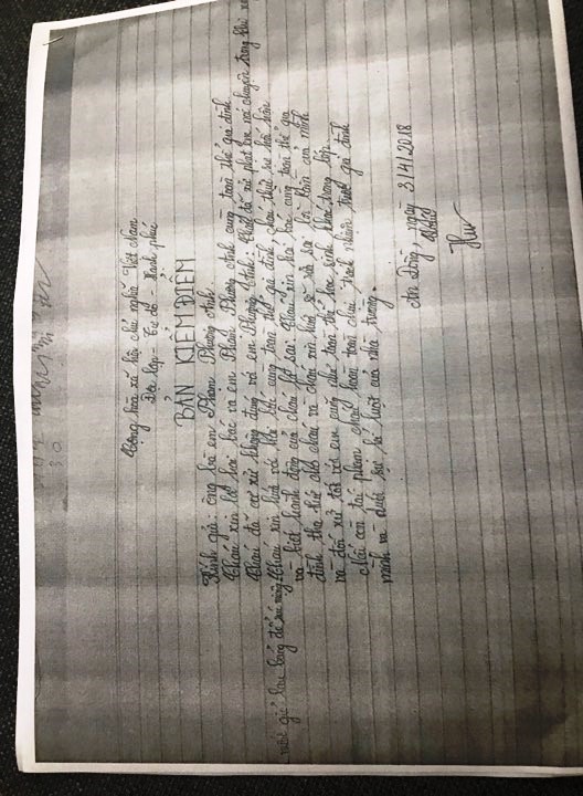 Biên bản kiểm điểm của cô giáo Minh Hương, người ép học sinh Phạm Phương A. uống nước vắt ra từ giẻ lau bảng (Ảnh: Lại Cường)