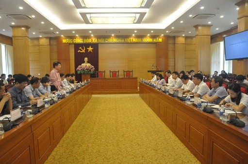 Đoàn công tác Bộ Y tế làm việc cùng Ủy ban nhân dân tỉnh Vĩnh Phúc (Ảnh: http://moh.gov.vn)