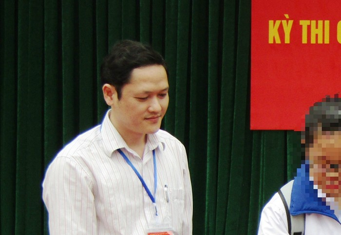 Ông Vũ Trọng Lương là người trực tiếp thao tác sửa đáp án biến hàng trăm bài thi từ 1 điểm thành 9 điểm. ảnh nguồn: Sở Giáo dục Hà Giang.