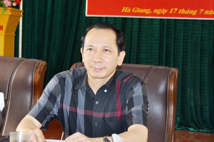 Ông Trần Đức Quý, Phó chủ tịch Ủy ban nhân dân tỉnh Hà Giang cho rằng không có sự phân biệt con lãnh đạo trong xử lý sai phạm (Ảnh: LC)