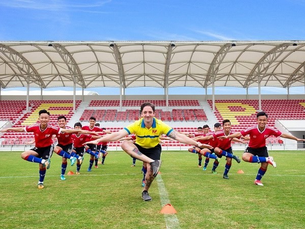 Quả ngọt của đội tuyển Việt Nam thu hái từ việc đào tạo những cá thể bóng đá tử tế. (Ảnh: Trung tâm PVF)