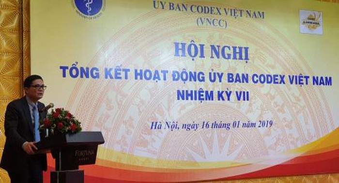 Cục trưởng Cục An toàn thực phẩm Nguyễn Thanh Phong phát biểu tại hội nghị. (Ảnh: Vfa)