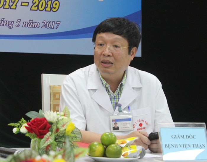 Ông Hà Huy Thắng khi còn là Giám đốc bệnh viện Thận Hà Nội. (Ảnh: ANTĐ)
