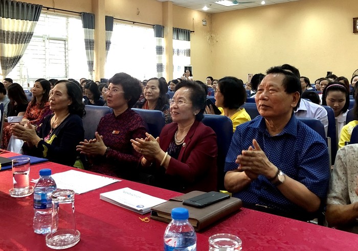 Nguyên phó Chủ tịch nước Cộng hòa xã hội Chủ nghĩa Việt Nam, bà Nguyễn Thị Doan tham dự hội nghị.