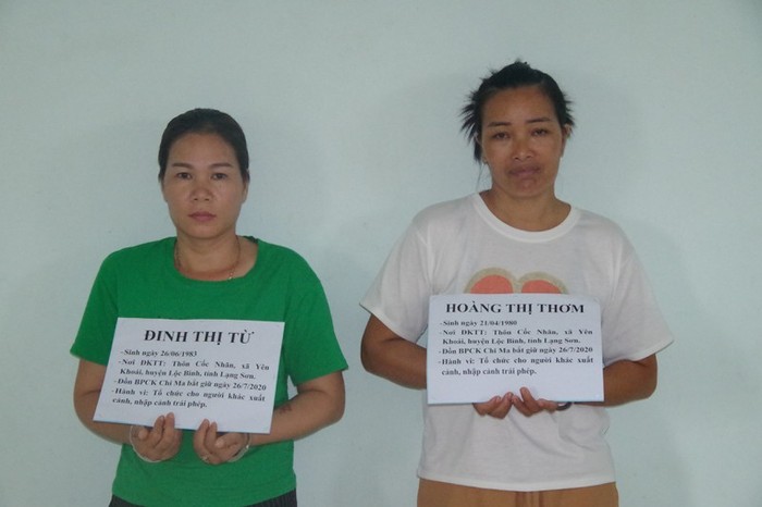 Hai đối tượng đưa người nhập cảnh trái phép vào Việt Nam bị bắt giữ tại Lạng Sơn. Ảnh: Ảnh: Lý Nhất/ báo biên phòng