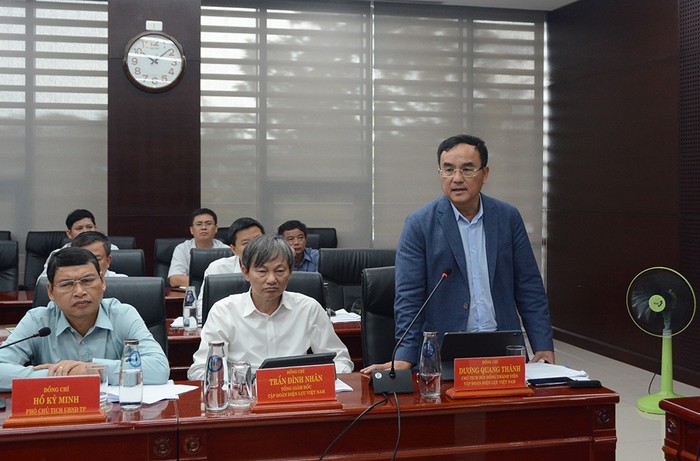 Ông Dương Quang Thành - Bí thư Đảng ủy, Chủ tịch HĐTV EVN phát biểu tại buổi làm việc.