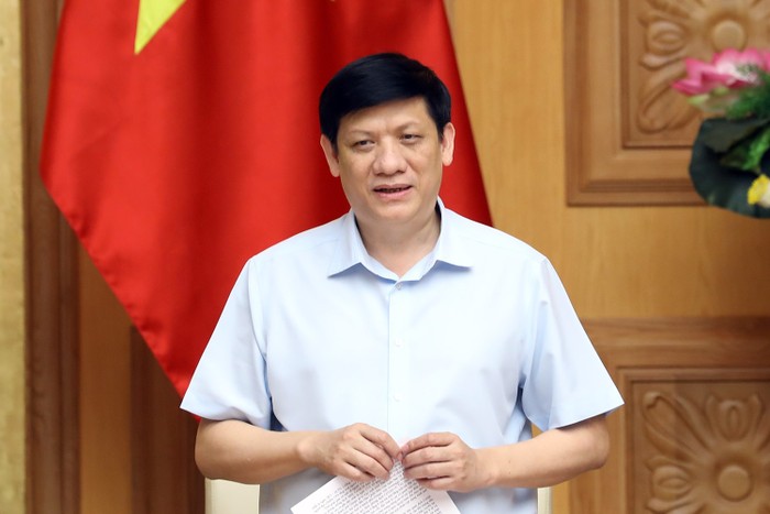 Ông Nguyễn Thanh Long- Quyền Bộ trưởng Bộ Y tế phát biểu tại cuộc họp. Ảnh Bộ Y tế.