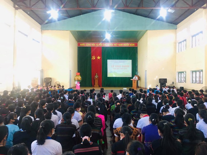 Các em học sinh trường phổ thông Nội trú tỉnh Quảng Trị trong ngày khai giảng năm học 2020 - 2021. ảnh: Trường Nội trú