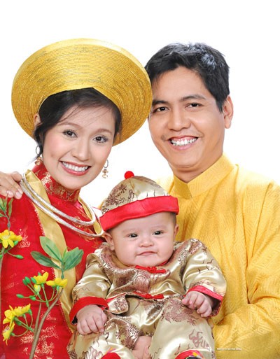Những cặp vợ chồng hạnh phúc nhất showbiz Việt ảnh 4