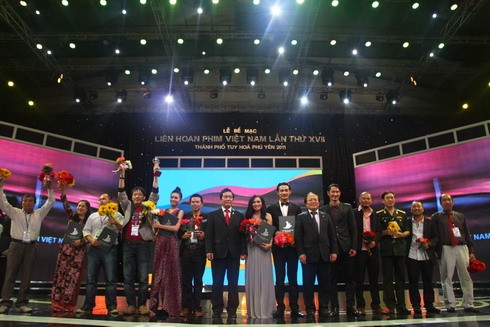 Các nghệ sĩ giành giải tại Liên hoan phim 17.