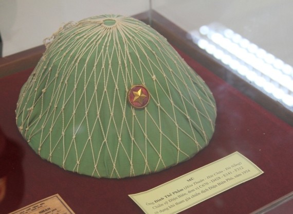 Mũ của chiến sỹ Điện Biên sử dụng khi tham gia chiến dịch Điện Biên Phủ, năm 1954.