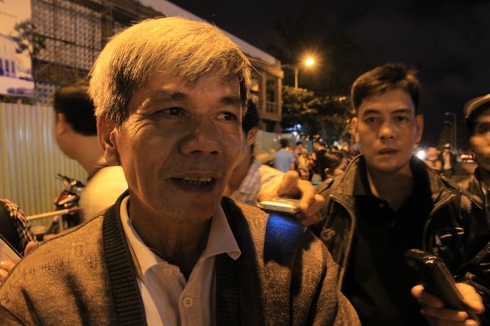 Ông Hà Đính (63 tuổi, buôn bán tạp hóa ở chợ Cồn, Đà Nẵng) cho biết: &quot;Ông Thanh là một lãnh đạo có tâm nhất. Mọi người ai cũng yêu quý ông ấy với tình cảm chân thành...&quot;.