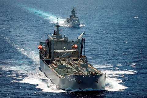 Tàu tiếp dầu Hải quân Úc – HMAS Sirius cùng 62 sỹ quan và thủy thủ sẽ thăm hữu nghị thành phố Đà Nẵng trong 5 ngày từ 30/10 đến 3/11. Ảnh tư liệu