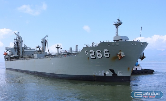 Tàu Hải quân Australia đã tới Đà Nẵng. Ảnh T.L