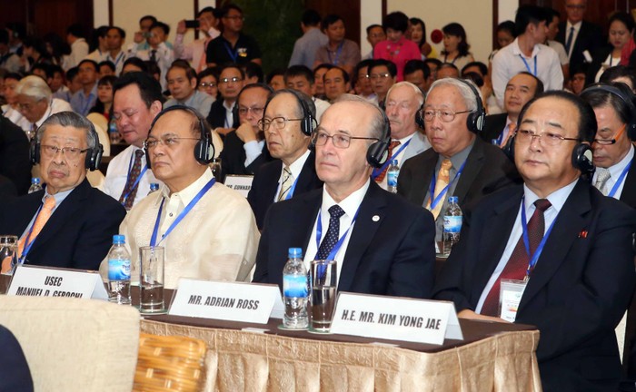 Các đại biểu tham dự Đại hội biển Đông Á. Ảnh Thùy Linh