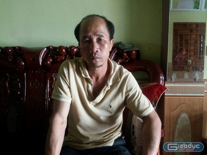 Cựu binh Trần Xuân Bình kể chuyện về trận đánh Gạc Ma. Ảnh: Trị Quảng