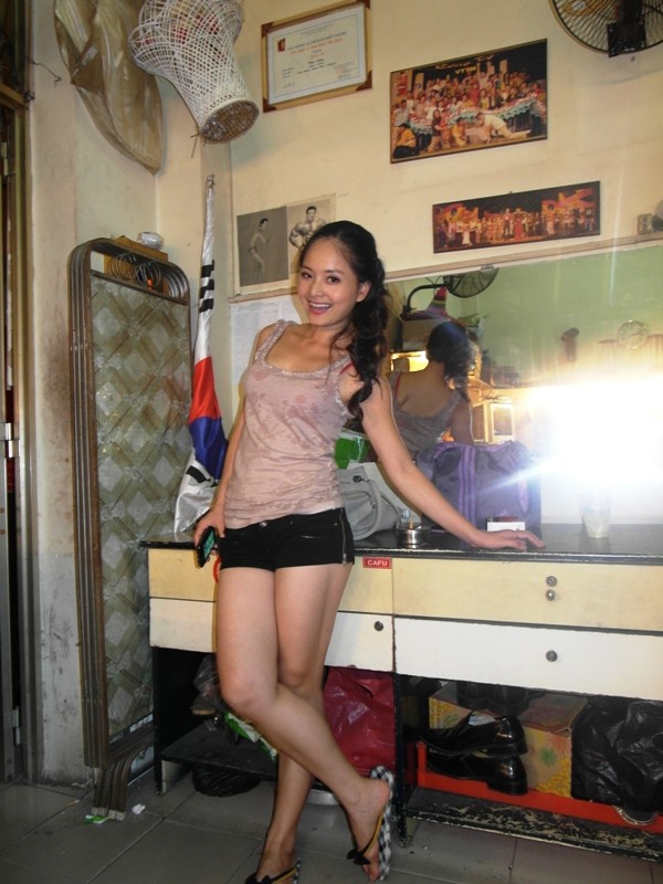 Nhưng Lan Phương gây cảm tình với khán giả nhiều nhất, qua vai cô gái hiền lành Mai Lan trong bộ phim truyền hình Cô gái xấu xí (năm 2007).