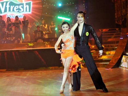 Đoan Trang tại Bước nhảy Hoàn vũ 2010. Mùa giải đầu tiên này, cô luôn bám đuổi gắt gao quán quân Ngô Thanh Vân.