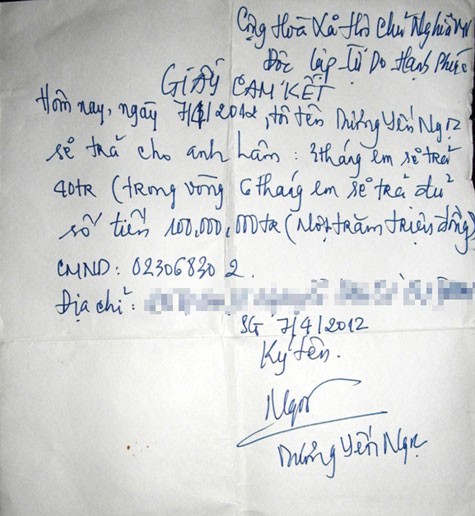 Tờ giấy hẹn ngày trả "góp" dần món nợ do người mẫu Dương Yến Ngọc viết, có chữ ký xác nhận của cô.