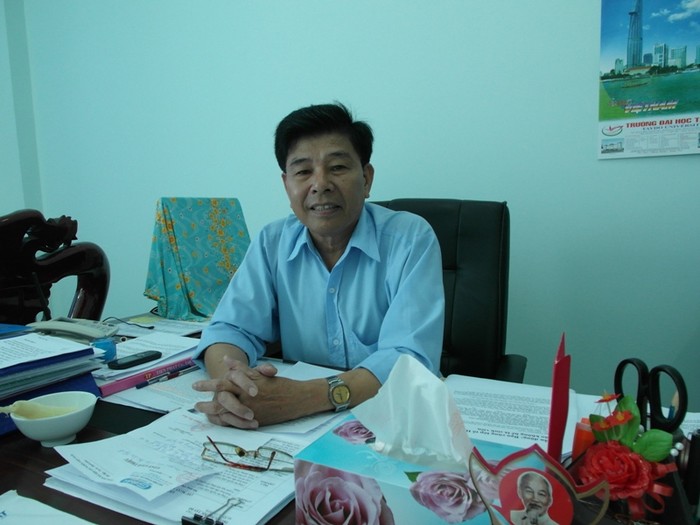 Ông Phan Văn Thơm, Quyền Hiệu trưởng trường ĐH Tây Đô.