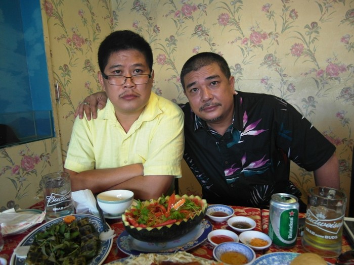 Diễn viên Lê Tuấn Anh và người bạn thân Phước Sang. Ảnh: Dương Cầm