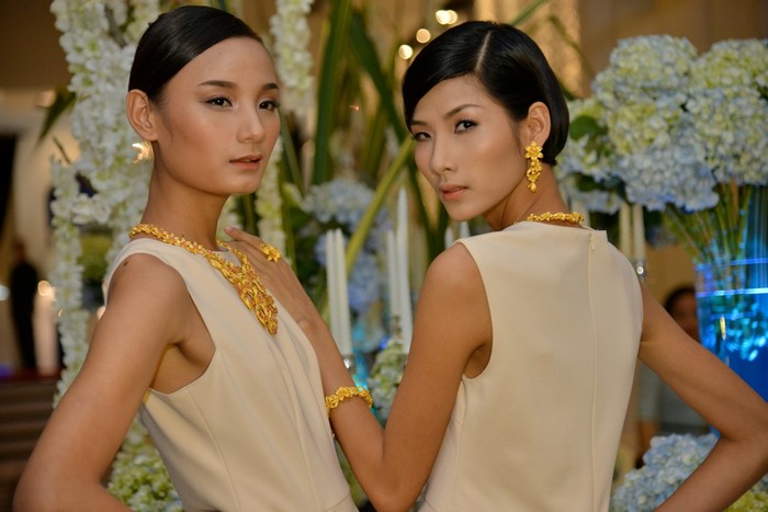 Lê Thúy, Hoàng Thùy là hai Vietnam's Next Top Model được nhà thiết kế Đỗ Mạnh Cường ưu ái.