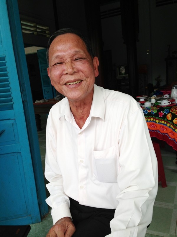 Nụ cười rộng mở cửa tướng Tư Bốn - Nguyễn Việt Thành.