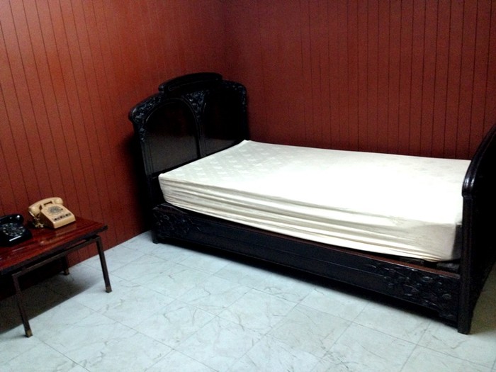 Giường ngủ của Tổng thống ở tầng hầm.