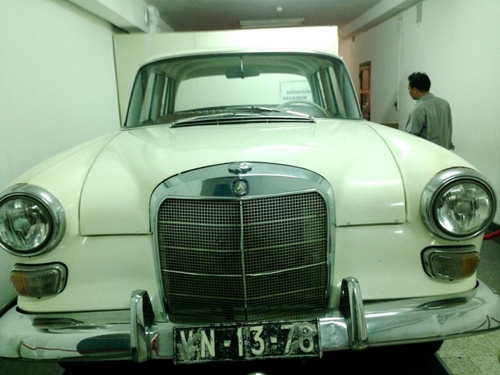 Chiếc xe Mecerdes mà Tổng thống Nguyễn Văn Thiệu dùng để di chuyển.