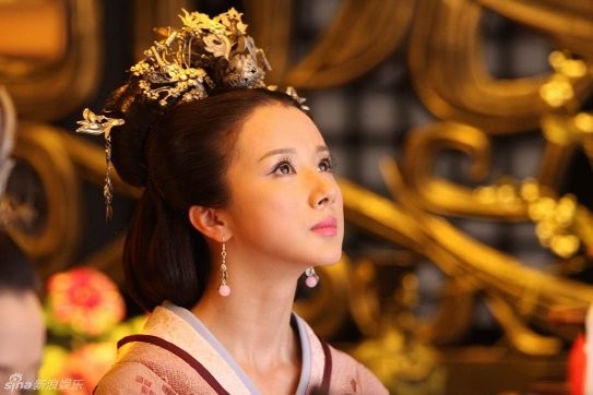 Vai Vương hậu Thanh Ninh si tình và đáng thương trong "Mỹ nhân tâm kế"