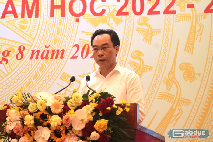 Thứ trưởng Hoàng Minh Sơn báo cáo tại Hội nghị Ảnh: Doãn Nhàn