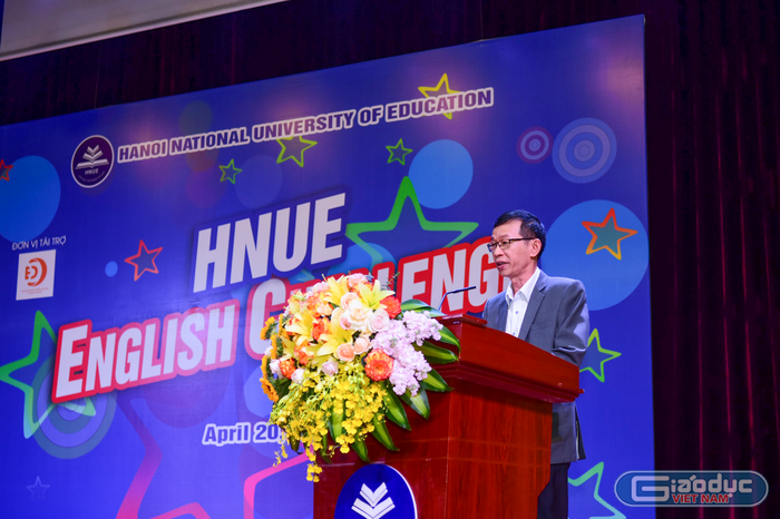 Giáo sư Nguyễn Văn Minh - Hiệu trưởng Trường Đại học Sư phạm Hà Nội phát biểu khai mạc tại vòng chung kết cuộc thi HNUE English Challenge 2023