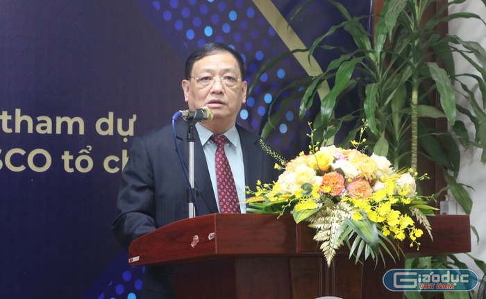 Nhà giáo nhân dân, Phó giáo sư Tô Ngọc Hưng - Hiệu trưởng Trường Đại học Hòa Bình phát biểu tại lễ xuất quân
