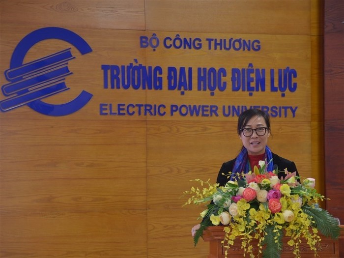 Tiến sĩ Tạ Thị Thu Hiền, Giám đốc Trung tâm Kiểm định chất lượng giáo dục – Đại học Quốc gia Hà Nội