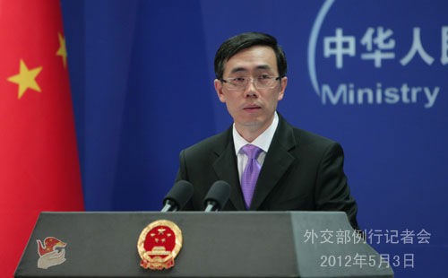Bộ Ngoại giao Trung Quốc lên tiếng nhắc nhở Malina không nên "chuyện bé xé ra to"